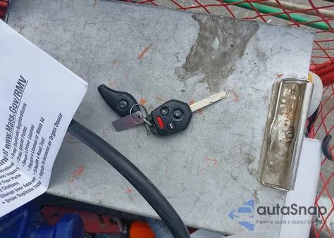 2010 Subaru Outback 2.5I Premium z USA, uszkodzony, nr VIN 4S4BRBCC7A3317298